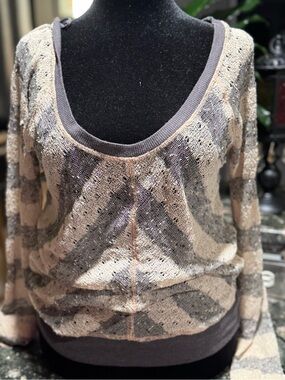 We The Free Beige and Gray Scoop Neck Lightweight Sweater